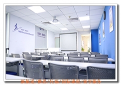 ���ݳ���Ӣ����ѵ���º��������� ����ְ��������