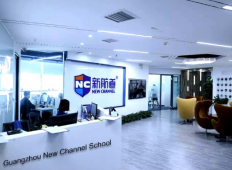 ����ѧУ����